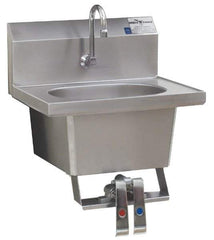 Eagle MHC - 13-1/2" Long x 9-3/4" Wide Inside, 1 Compartment, Stainless Steel Stainless Steel Hands Free Hand Sink - 20 Gauge, 18-7/8" Long x 14-3/4" Wide x 14-1/4" High Outside, 6-3/4" Deep - Americas Tooling