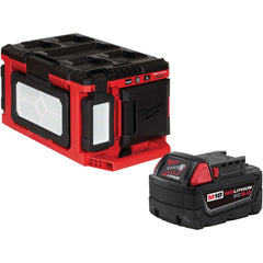 Portable Work Lights; Lumens: 3000; Includes: M18 Red Lithium XC5.0 Extended Capacity Batter Pack