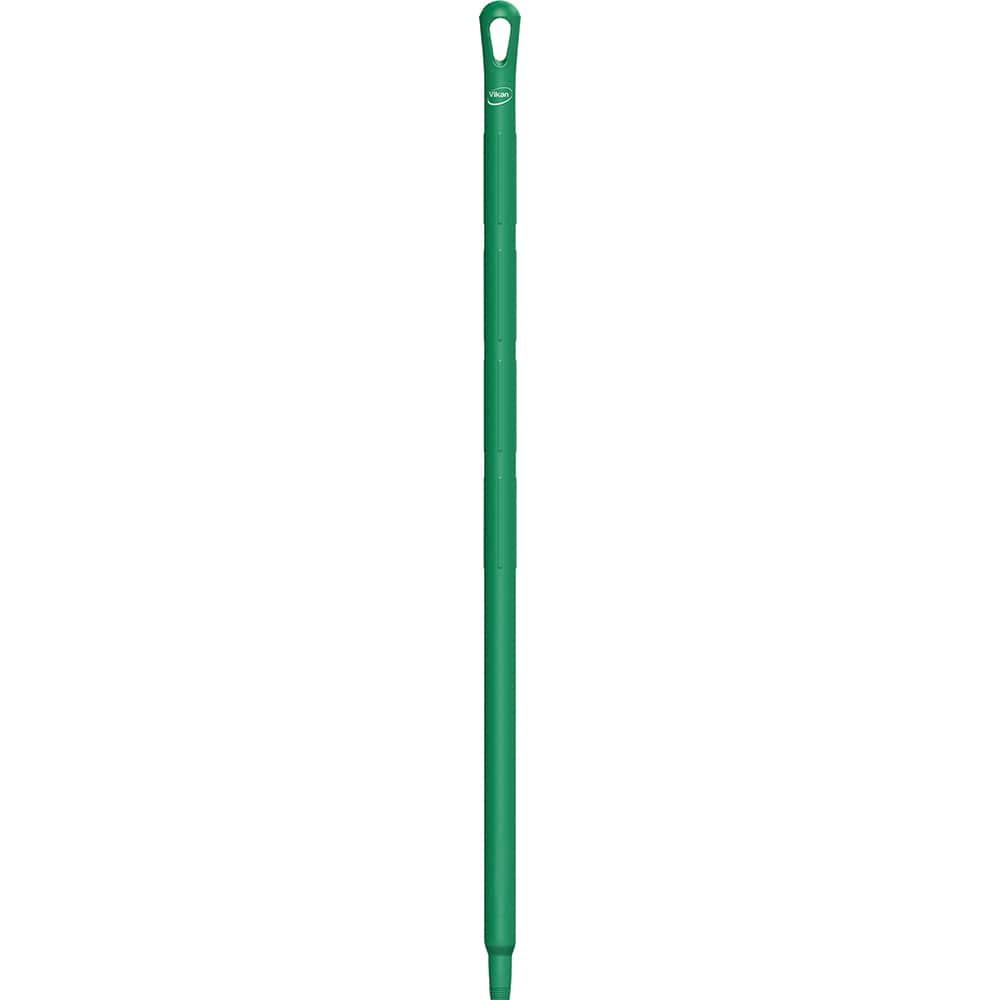 Remco - Broom/Squeegee Poles & Handles Connection Type: European Threaded Handle Material: Polypropylene - Americas Tooling