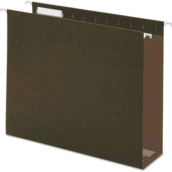 UNIVERSAL - File Folders, Expansion Folders & Hanging Files Folder/File Type: Hanging File Folders with Box Bottom Color: Green - Americas Tooling