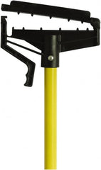 O-Cedar - 60" Standard Fiberglass Quick Connect Mop Handle - 1" Handle Diam, 1 to 5" Wet Mop Head Band, Use with Wet Mops - Americas Tooling