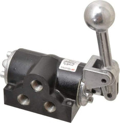 ARO/Ingersoll-Rand - 3/8" NPT Air Control Valve - 4-Way, 2 Position, Lever/Manual Actuated, Manual Return, 2.3 CV Rate & 150 Max psi - Americas Tooling