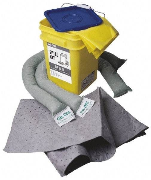 Oil-Dri - Universal Spill Kit - 5 Gal Pail - Americas Tooling