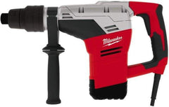 Milwaukee Tool - 120 Volt 1-9/16" Spline Chuck Electric Rotary Hammer - 0 to 3,000 BPM, 0 to 450 RPM - Americas Tooling