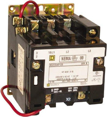 Square D - 3 Pole, 550 Coil VAC at 50 Hz and 600 Coil VAC at 60 Hz, 9 Amp NEMA Contactor - Open Enclosure, 50 Hz at 550 Hz VAC and 60 Hz at 600 VAC - Americas Tooling