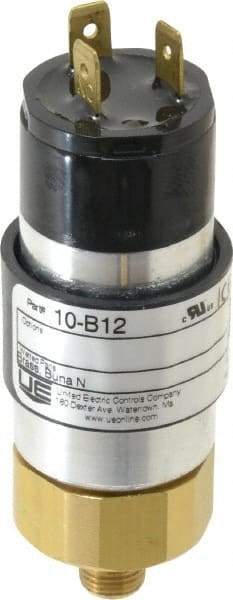 United Electric Controls - 2,500 Max psi, Compact Cylindral Pressure Switch - 1/4 Thread - Americas Tooling