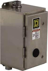 Square D - 4/4X NEMA Rated, 3 Pole, Electrically Held Lighting Contactor - 30 A (Tungsten), 110 VAC at 50 Hz, 120 VAC at 60 Hz - Americas Tooling