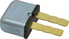 Value Collection - 15 Amp Automotive Heavy Duty Plug in Circuit Breaker - 0.83" Long x 0.418" Wide 0.7" High - Americas Tooling