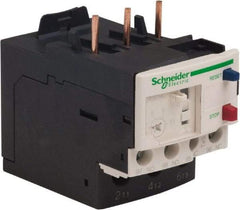 Schneider Electric - 3 Pole, NEMA Size 00-1, 7 to 10 Amp, 690 VAC, Thermal NEMA Overload Relay - Trip Class 20, For Use with LC1D09, LC1D12, LC1D18, LC1D25, LC1D32 and LC1D38 - Americas Tooling