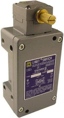 Square D - SPDT, 2NC/2NO, 600 Volt Screw Terminal, Rotary Head Actuator, General Purpose Limit Switch - 1, 2, 4, 6, 12, 13, 6P NEMA Rating, IP67 IPR Rating - Americas Tooling