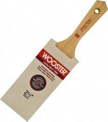 Wooster Brush - 3-1/2" Flat Nylon/Polyester Varnish Brush - 3-11/16" Bristle Length, 5-1/2" Maple Beavertail Handle - Americas Tooling