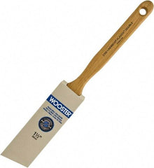 Wooster Brush - 1-1/2" Angled Hog Sash Brush - 2-7/16" Bristle Length, 7-7/8" Maple Fluted Handle - Americas Tooling