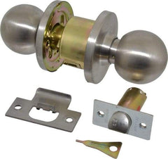 Master Lock - Up to 1-3/4" Door Thickness, Brushed Chrome Passage Knob Lockset - 2-3/4" Back Set, Keyless Cylinder - Americas Tooling