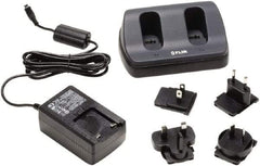 FLIR - Thermal Imaging Battery Charger - Use with FLIR Exx Series Thermal Cameras & FLIR Exxbx Series Thermal Cameras - Americas Tooling