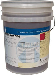 Master Fluid Solutions - Trim OM 303, 5 Gal Pail Cutting Fluid - Straight Oil, For Thread Rolling, Thread-Form Tapping - Americas Tooling