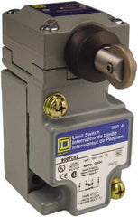 Square D - SPDT, NC/NO, 600 Volt, Screw Terminal, Plunger Actuator, General Purpose Limit Switch - 4 Lb Operating Force - Americas Tooling