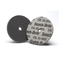 Scotch-Brite EXL Unitized Wheel XL-UW 2A Medium 3″ × 1/4″ × 1/4″ - Americas Tooling